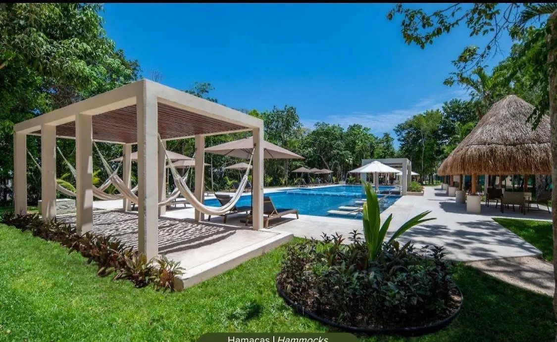 Comfortable And Attractive Puerto Morelos Apartment